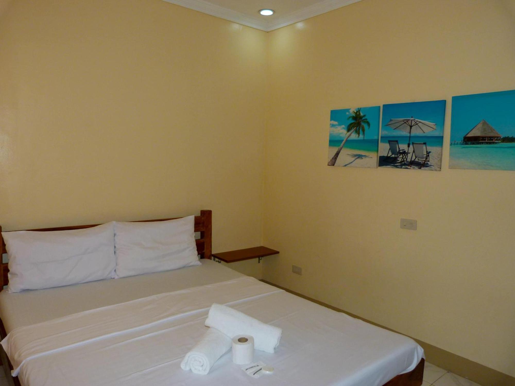 Midnite Inn Panglao Island Exterior photo