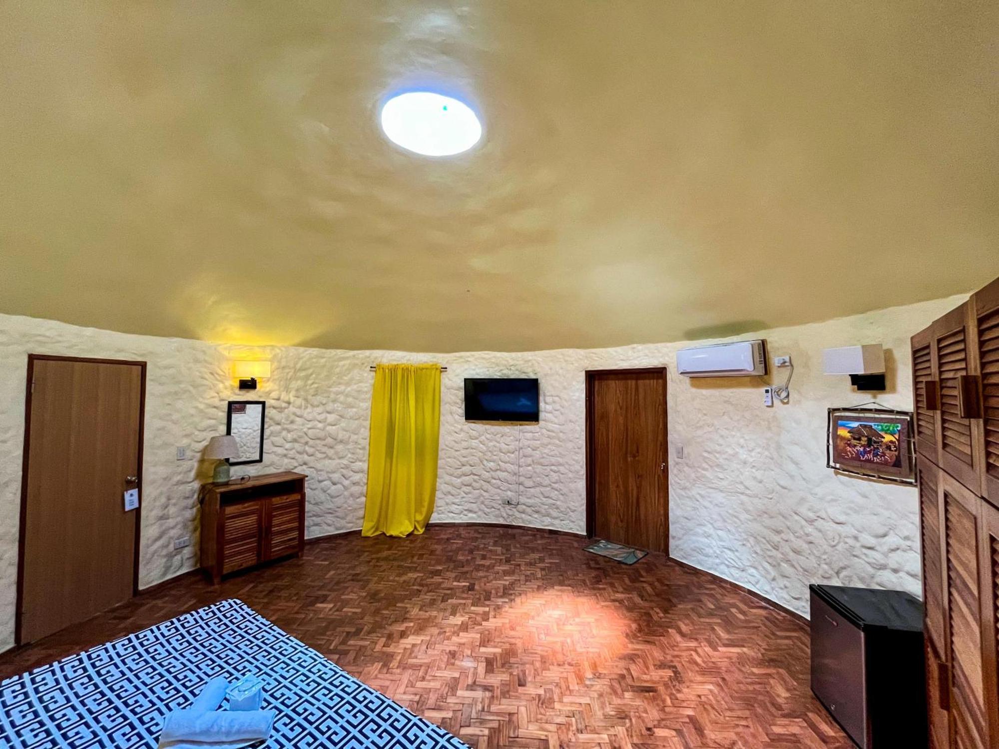 Midnite Inn Panglao Island Exterior photo