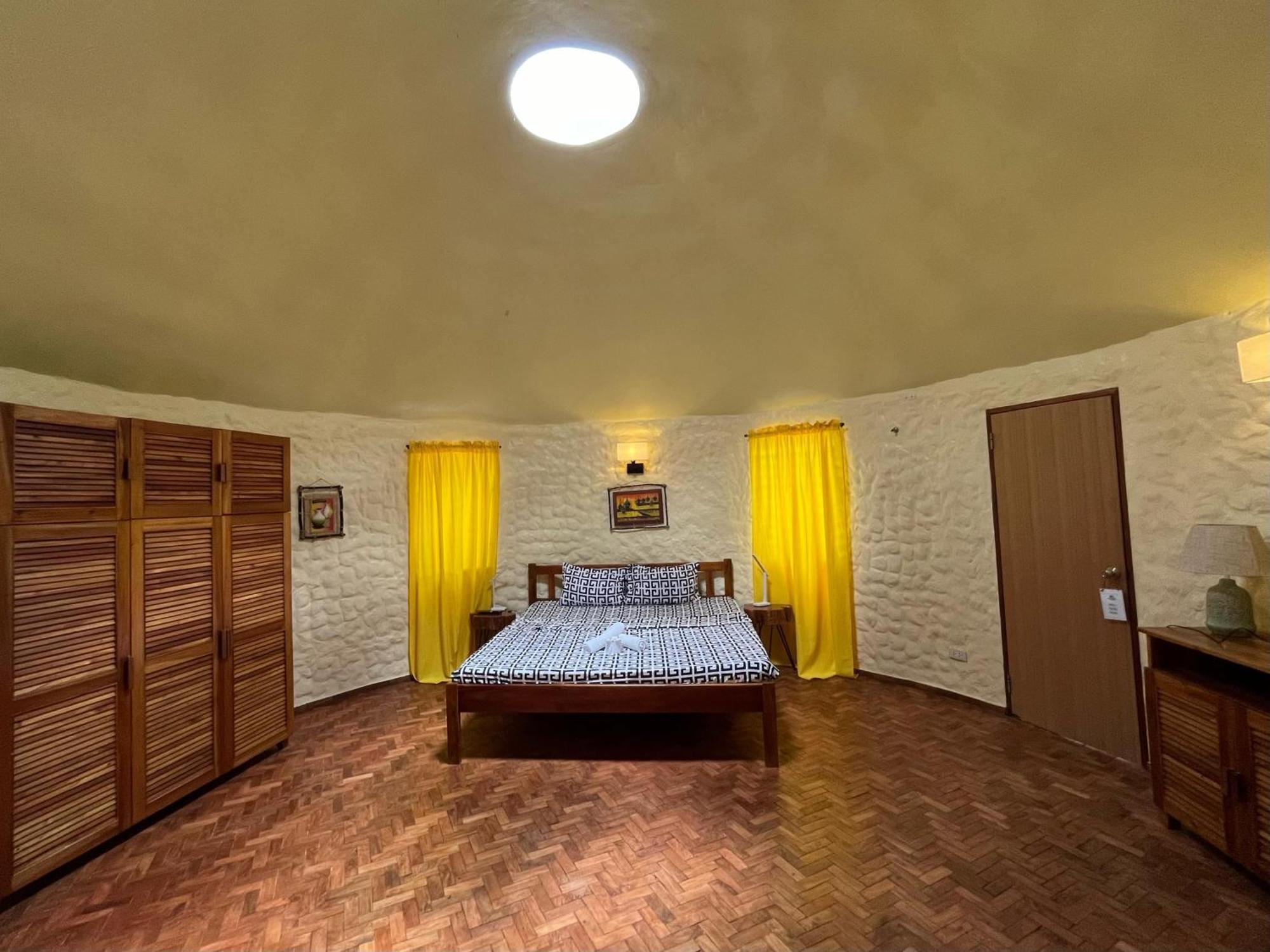 Midnite Inn Panglao Island Exterior photo