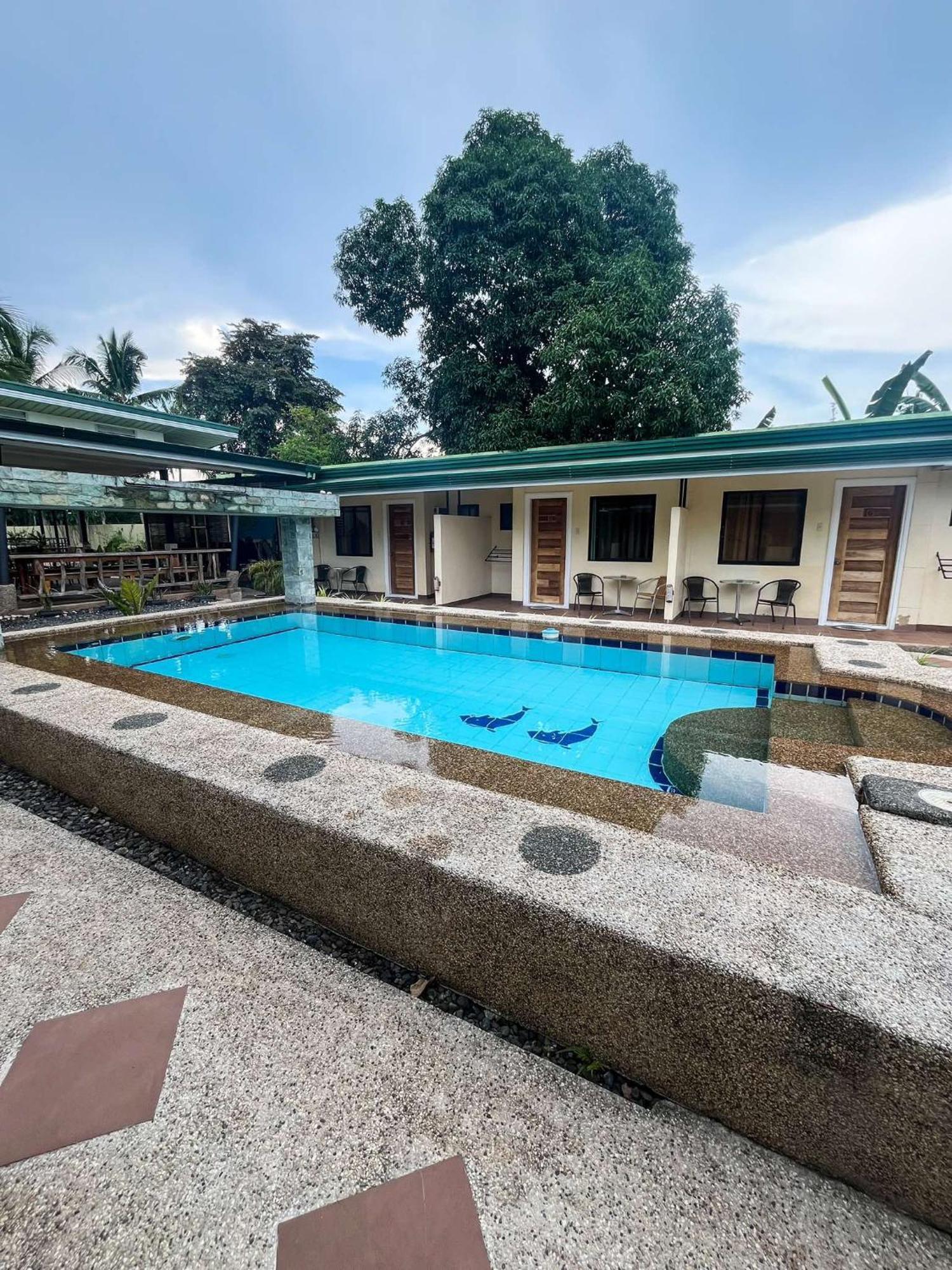 Midnite Inn Panglao Island Exterior photo
