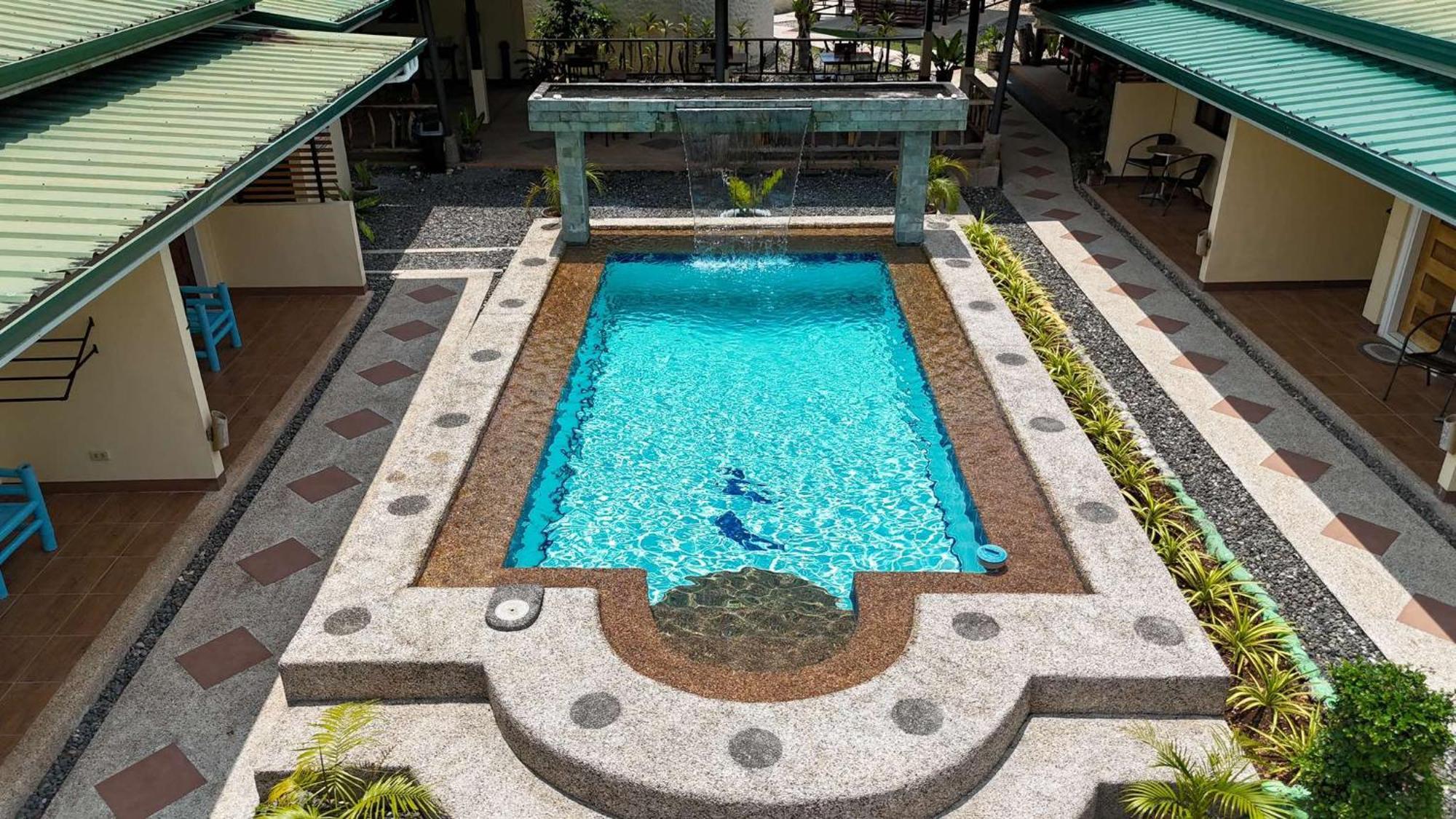 Midnite Inn Panglao Island Exterior photo