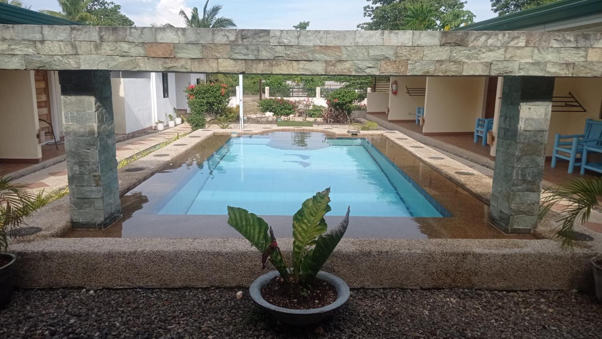 Midnite Inn Panglao Island Exterior photo